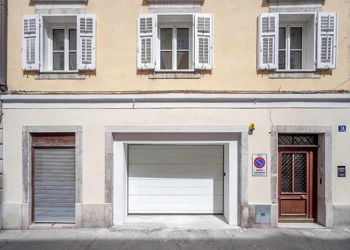 Machiavelli - Affitti Brevi Italia * Triëst